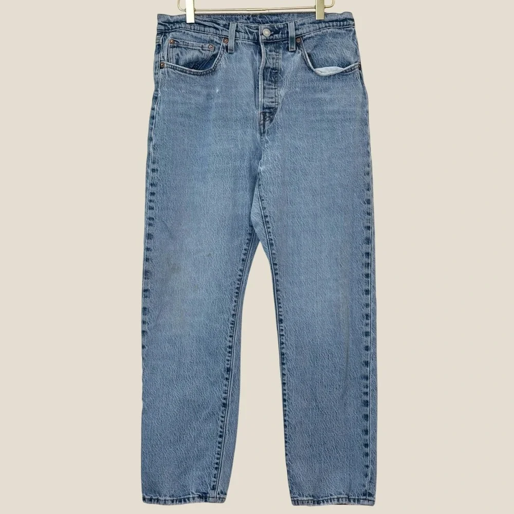 Levi's 501 Men's Jeans 32x29 Light Wash Distressed Button Fly Straight Leg